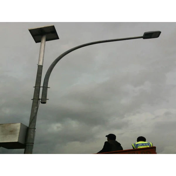 Tiang Lampu Jalan / Tiang PJU Ornament parabell HDG