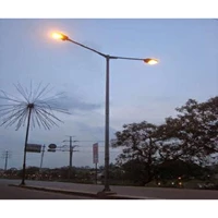 Tiang Lampu Jalan Oktagonal Double Angle 11m