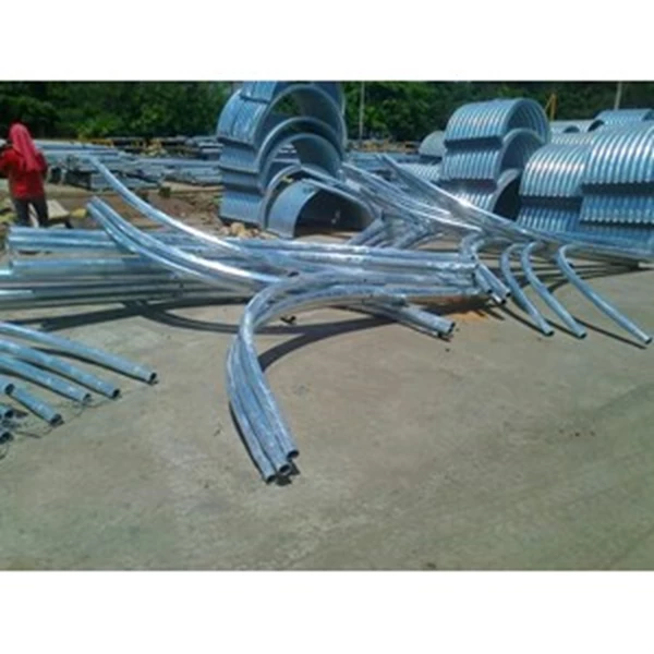 Tiang PJU Oktagonal 8 Meter Hdg Double Ornament