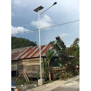 Tiang Lampu Tenaga Surya Terang di Malam Hari, Berkelanjutan Sepanjang Waktu